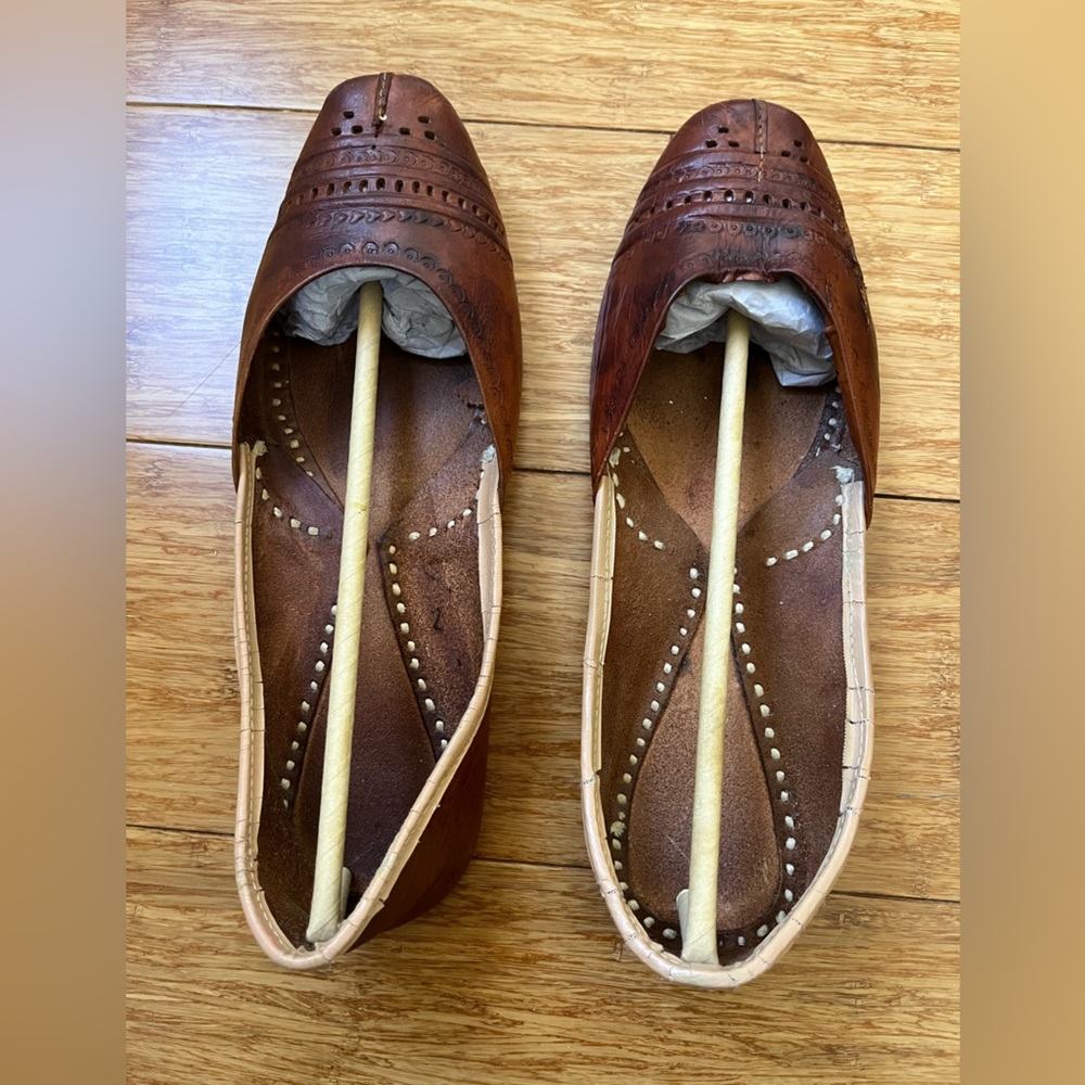 FLIP-FLOPS HANDMADE FABINDIA Style BROWN LEATHER JUTI Jooti WOMEN SHOE Sz 7.5